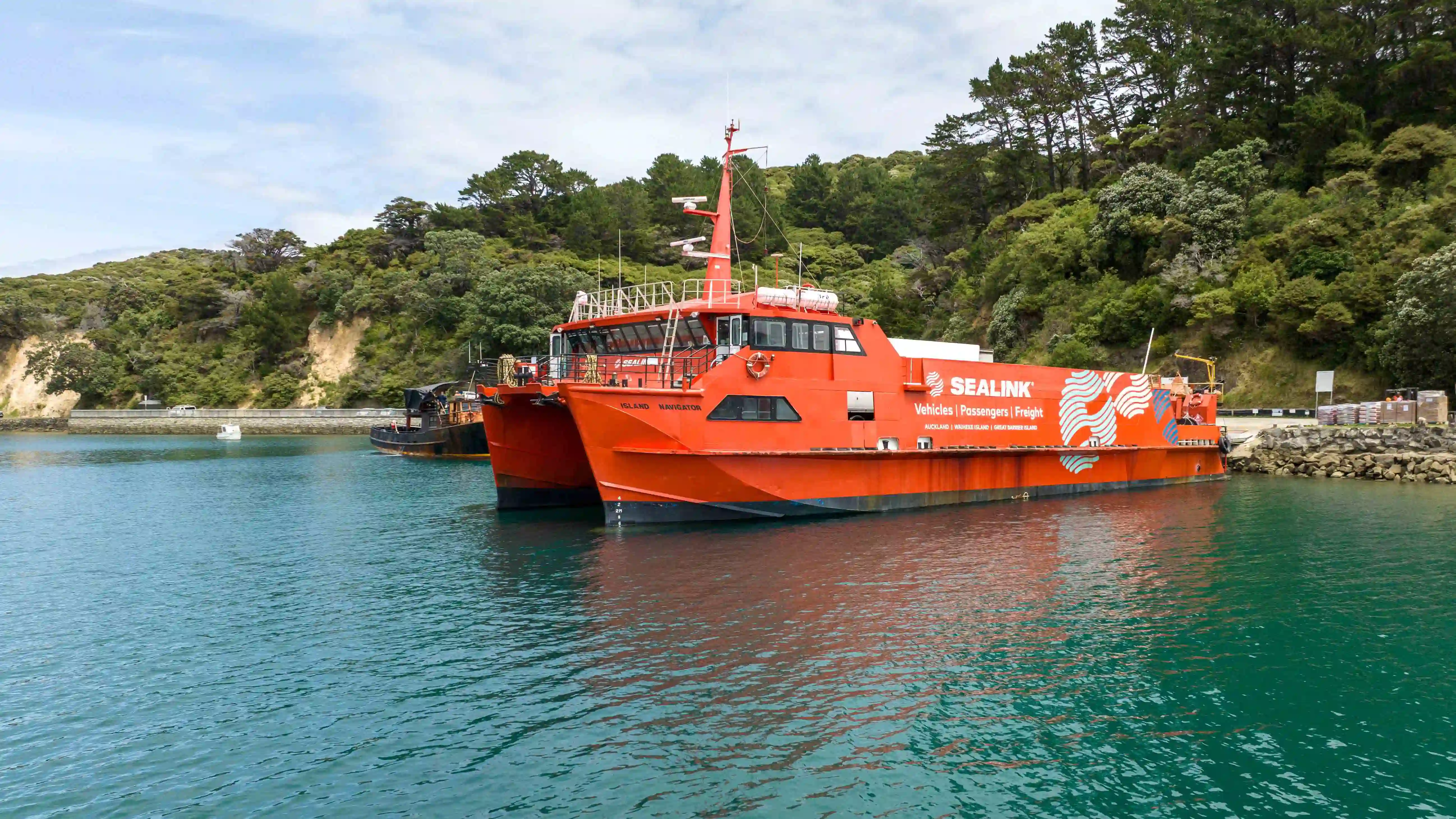 Great-barrier-island-journey-sealink-(12)